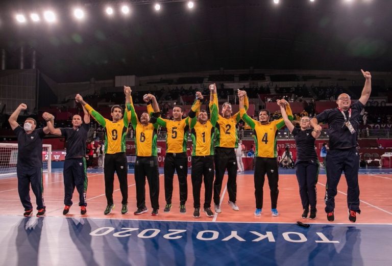 Resumo das Paralimpíadas: Brasil tem ouro inédito no goalball e dobradinha no atletismo
