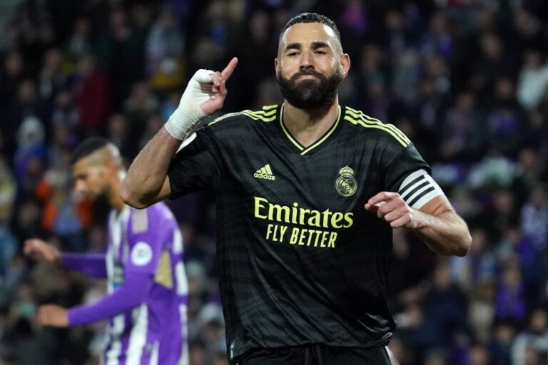 Com dois de Benzema, Real Madrid vence o Valladolid e assume a liderança do Espanhol