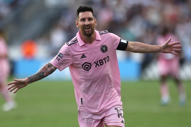 Messi faz gol de fora da área, Inter Miami vence Philadelphia Union e vai à final da Leagues Cup